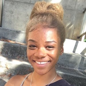 Meet your Posher, Kamaya